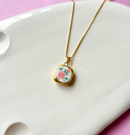 Collar Medalla 27