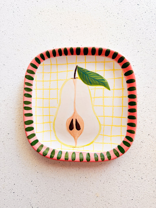 Plato cuadrado pera 2